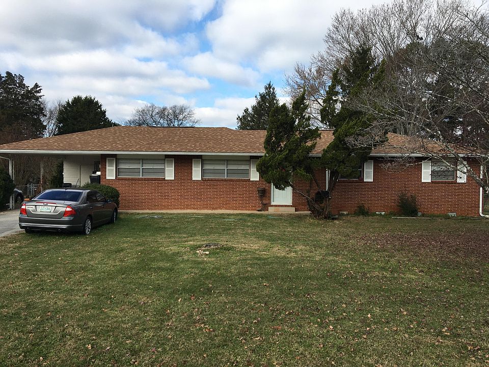 2nd image of 11013 Roane Dr