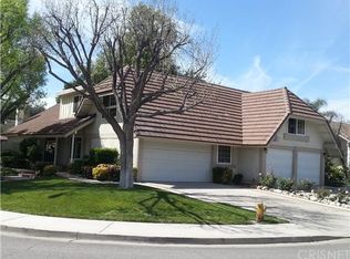27003 Rio Bosque Dr, Santa Clarita, CA 91354
