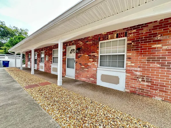 1458 Cleveland St, Clearwater, FL 33755