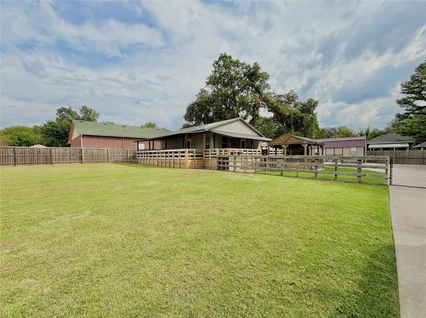 911 S Muskogee St, Sapulpa, OK 74066