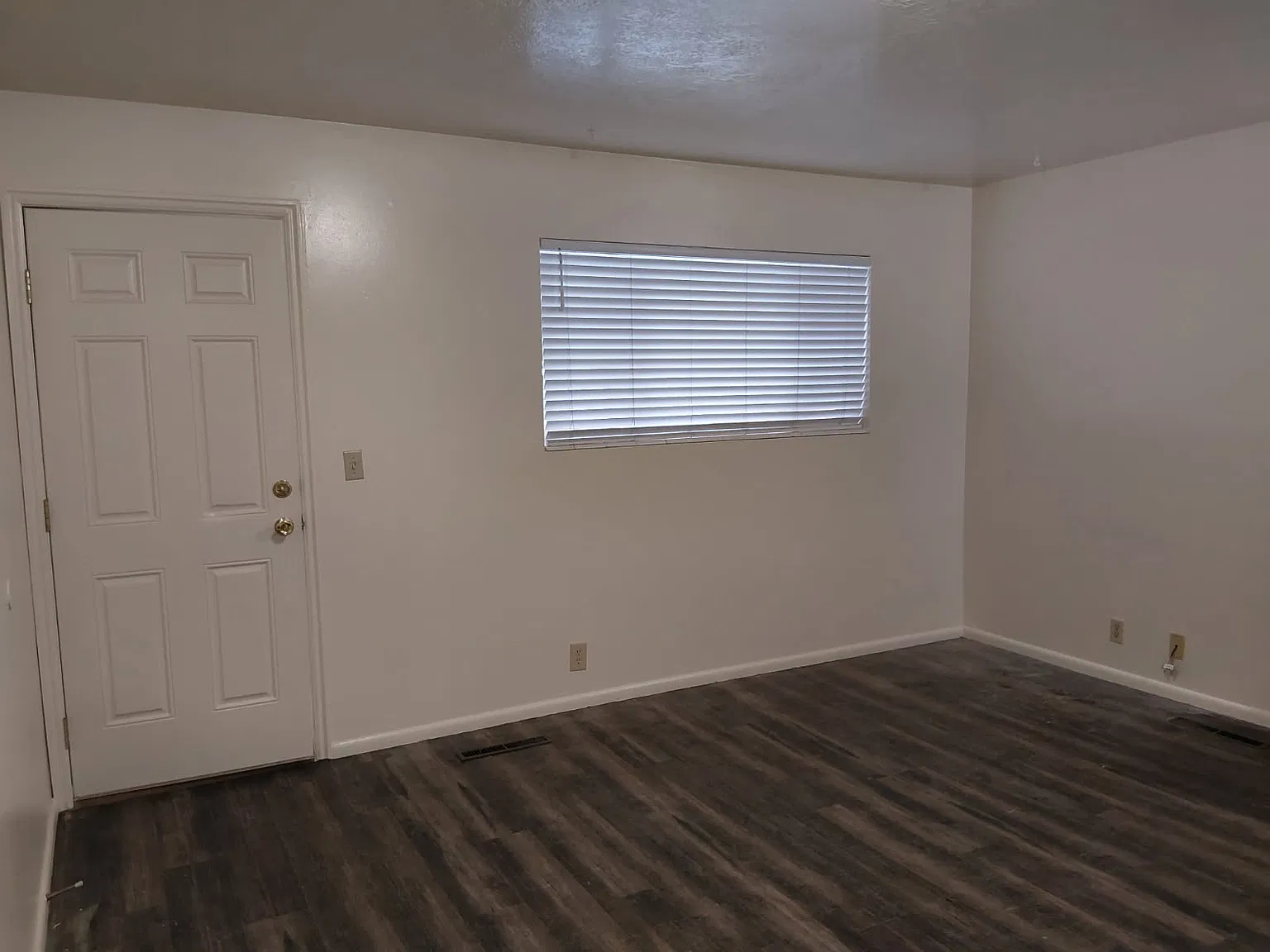 2 bed, 900 sqft, $915 — Photo 4