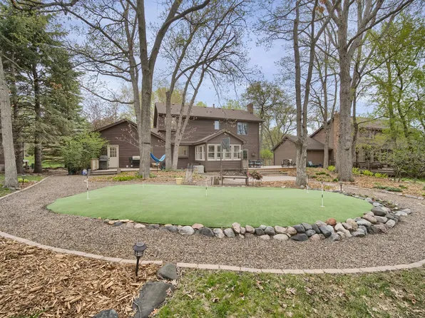 7092 121st St W, Apple Valley, MN 55124