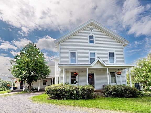 2nd image of 4897 Vinegar Hill Rd