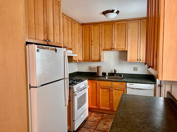 3rd image of 4575-77 Long Branch Ave #4577