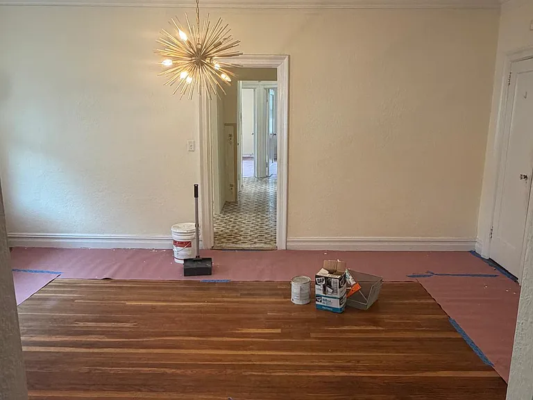 37 Courter Ave #1 — Photo 8