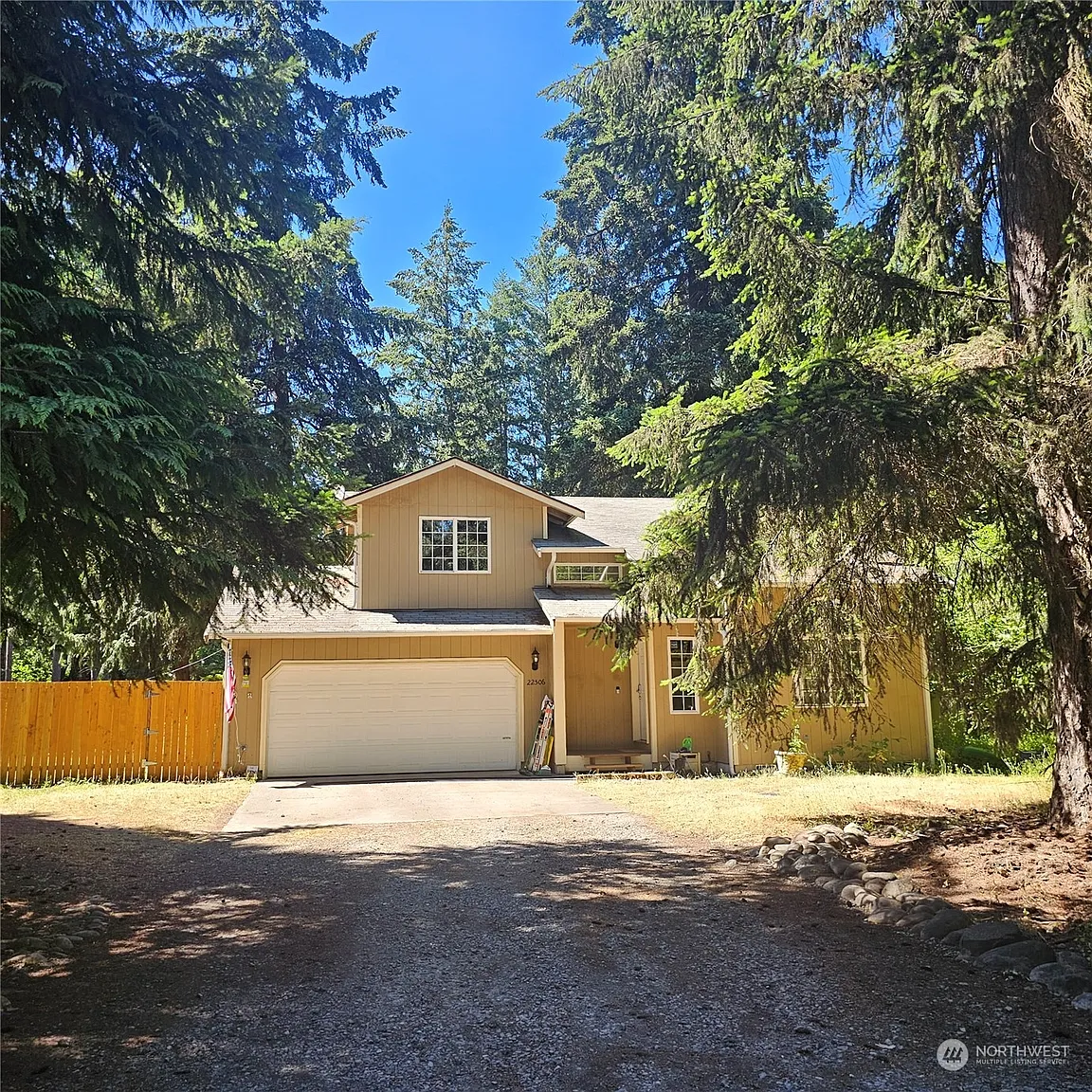 22506 Crown Circle SE photo 1