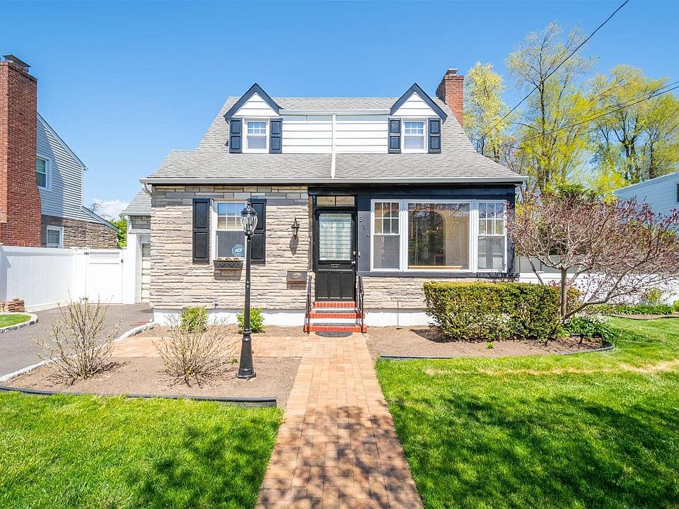 1st image of 254 Hoke Avenue
