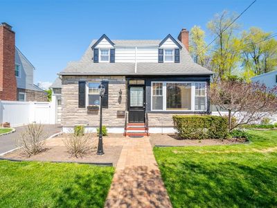 254 Hoke Avenue, Oceanside, NY, 11572