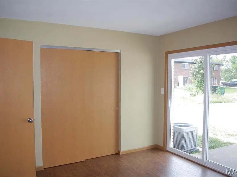 305 Baltes Dr #C — Photo 11