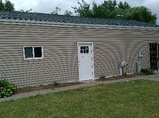 2185 3rd St, Mt Pleasant, MI 48858