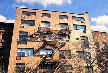 2nd image of 425 E 80th St APT 7A