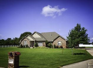 4477 S Deer Park Ln, Harrah, OK 73045