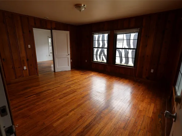 107 Fry St, Denton, TX 76201