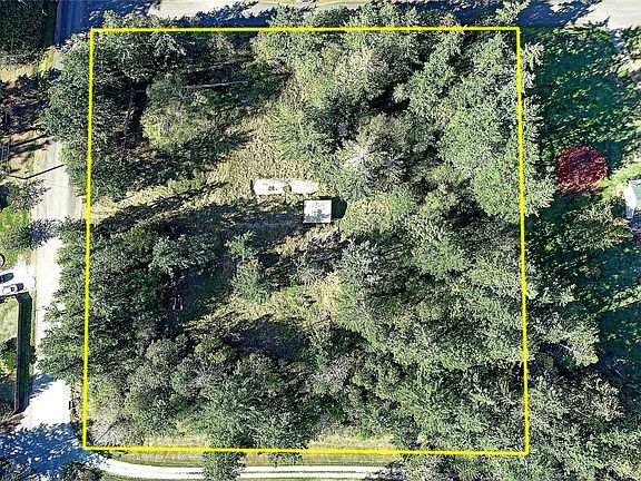 2nd image of 710 Cheryl Ann Drive