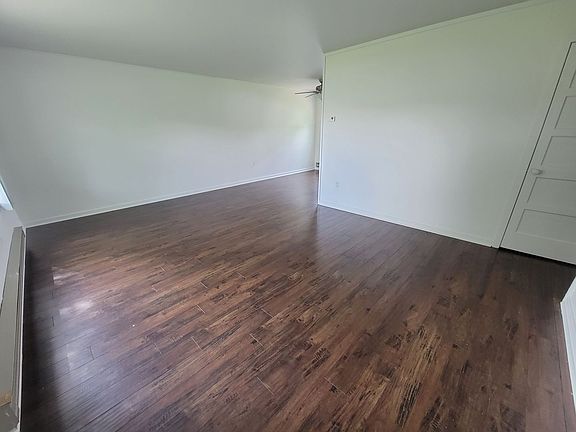 2nd image of 1416 Mahan Ave