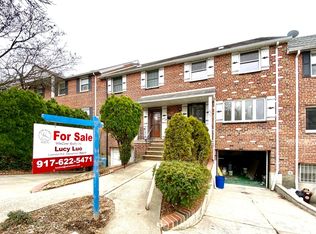 24042 65th Ave, Little Neck, NY 11362