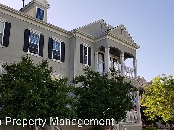 3rd image of 3678 Whitworth Dr