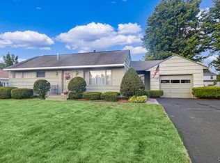 8100 Buena Vista Dr, Rome, NY 13440