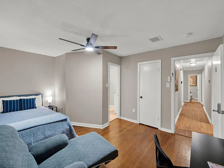 Schevers St — Photo 2