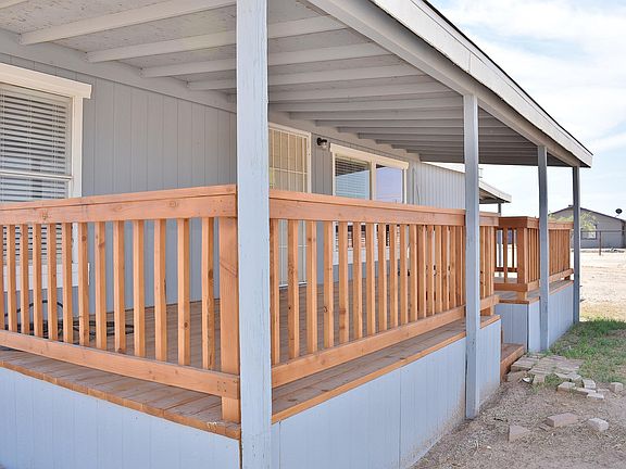 4th image of 4909 N Flores Ln