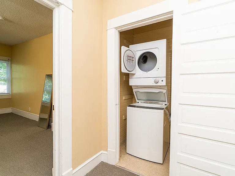 1219 Grace Ave #3 — Photo 19