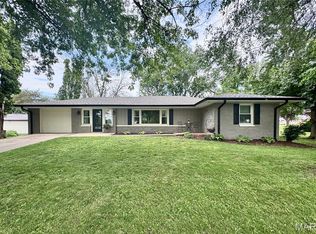 1311 W Line St, Palmyra, MO 63461