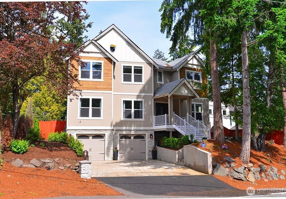 1st image of 1808 104th Avenue SE