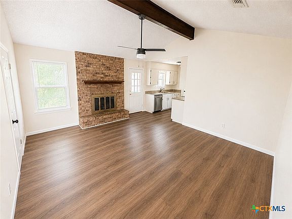 4th image of 1709 Shoemaker Dr