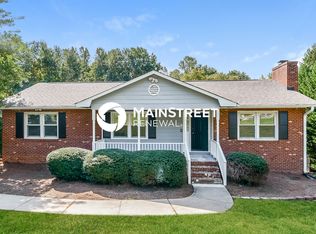 7018 Upland Rd, Clemmons, NC 27012