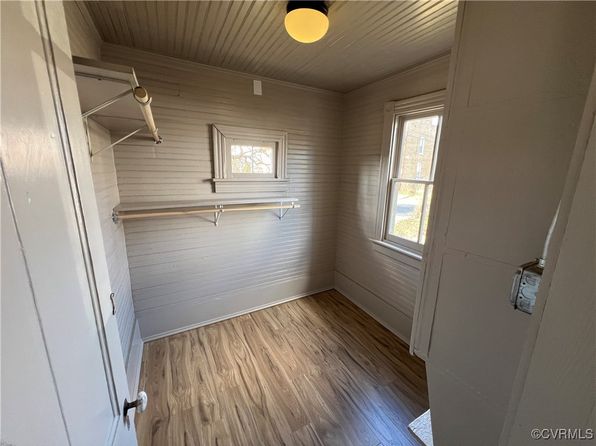 richmond-virginia-444901614 picture