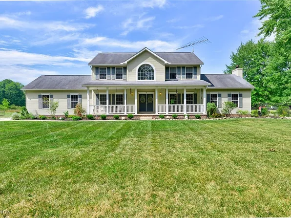 9875 Kennedy Ledge Rd, Garrettsville, OH 44231