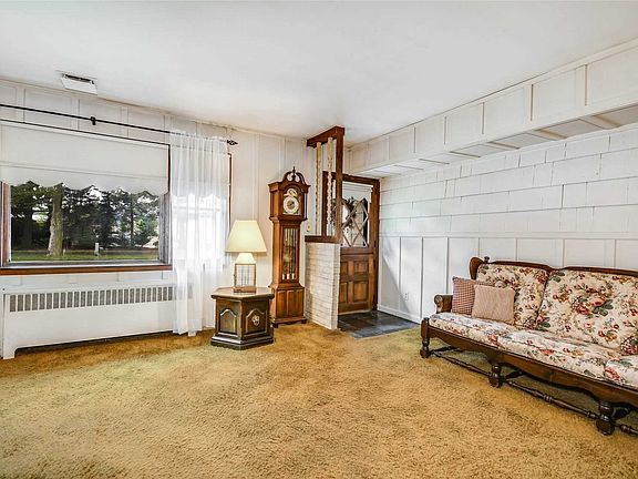 2nd image of 2306 New York Ave