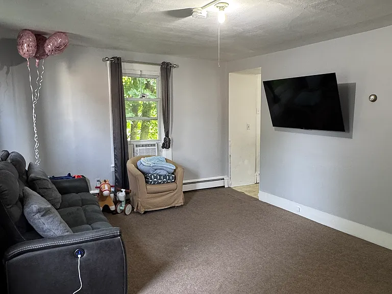 155 W Main St #3 — Photo 5