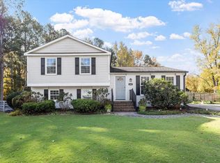 408 Electra Dr, Cary, NC 27513