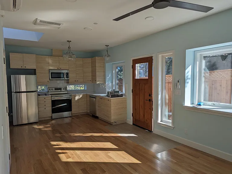 10485 Scenic Blvd — Photo 11