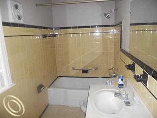 5th image of 14221 Minock Dr