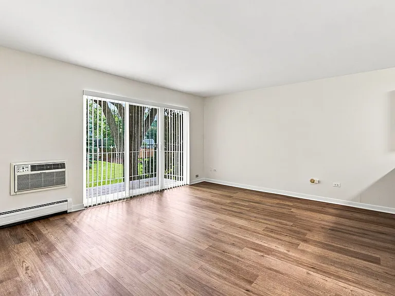 543 Burlington Ave #212 — Photo 6