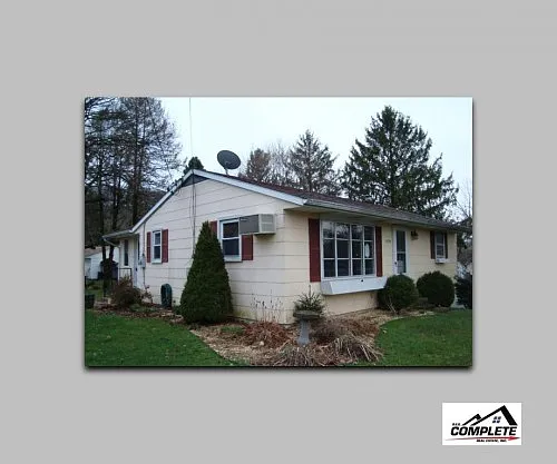 3735 Daubert Rd photo 1
