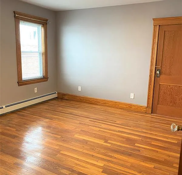 167-169 Harvard St #2 — Photo 4