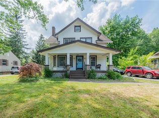 2352 Columbia Rd, Westlake, OH 44145