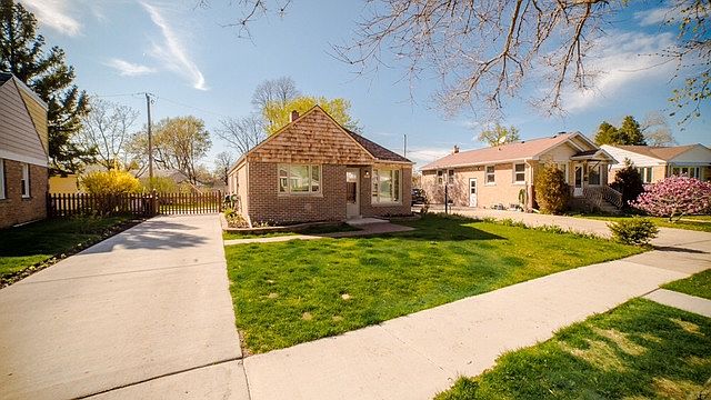 1st image of 4432 Emerson Ave