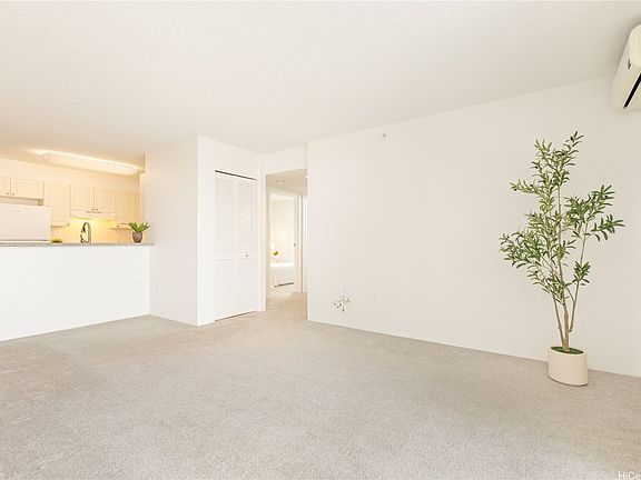 5th image of 801 South St APT 3002