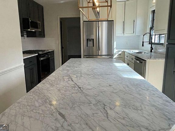 4th image of 4570 Orkney Ln SW