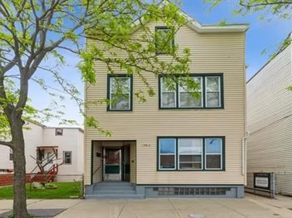 13413 S Baltimore Ave, Chicago, IL 60633
