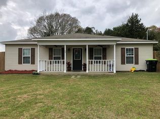 17 Stephens St, Rochelle, GA 31079