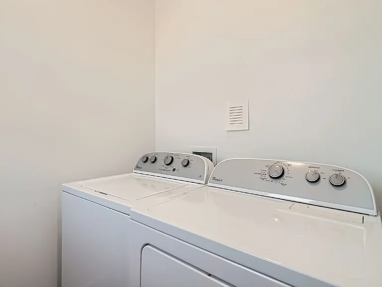 2142 Julian St — Photo 21