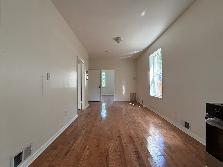 435 S 17th St #2 — Photo 7