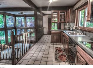 6319 W Ridgewood Dr, Parma, OH 44129