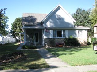 711 S Highland Ave, Chanute, KS 66720