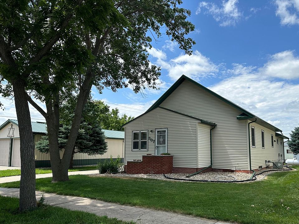 307 N Bismark St, Parkston, SD 57366 MLS 23374 Zillow